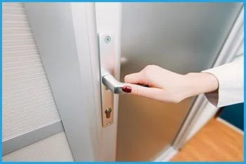 Lock Locksmith Services Jamaica, NY 718-737-7752 - 11-business-locksmith